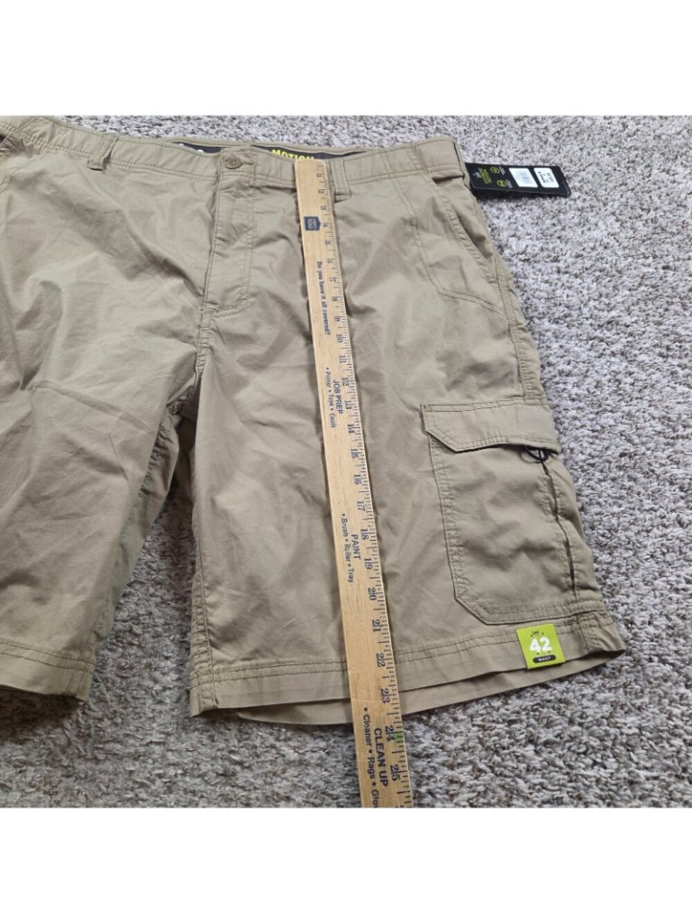 Lee Extreme Motion Cargo Shorts Mens 42 Beige Tags - Picture 3 of 6